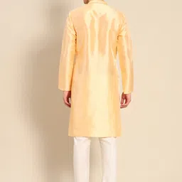KISAH Men Cream-Coloured Yoke Design Kurta with Trousers image 2