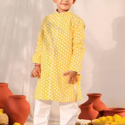 VASTRAMAY Boys Ethnic Motifs Printed Regular Kurta with Pyjamas image 4