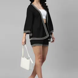 DEEBACO Open Front Shrug & Shorts image 5