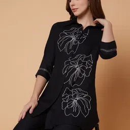 SHOWOFF Floral Embroidered Shirt Collar Tunic & Trouser-image-38