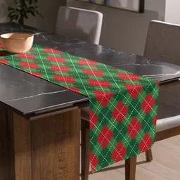THEYAYACAFE Green & Red 7 Pieces Printed Tablemats & Table Runner image 2