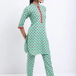 Vishudh Floral Printed Kurta with Trousers-picture-14
