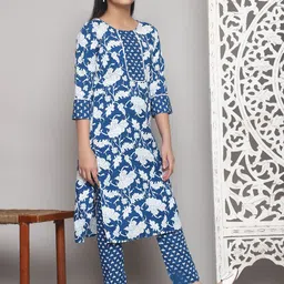 Vetrokart Girls Floral Printed Regular Kurta with Pyjamas-image-90