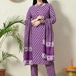VIDHANI Women Ethnic Motifs Printed Regular Kurta with Trousers & With Dupatta-picture-2