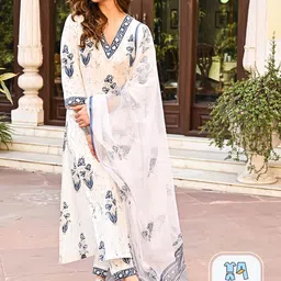 Arayna Floral Printed Pure Cotton Kurta with Trousers & DUpatta-picture-40