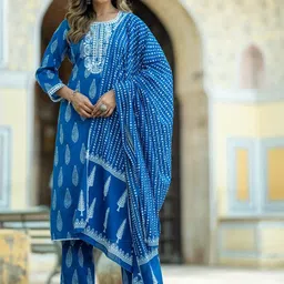 Moda Rapido Women Floral Printed Regular Pure Cotton Kurta with Trousers & With Dupatta-picture-43