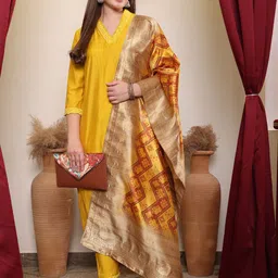 House of Pataudi Straight Kurta With Trouser & Dupatta-picture-48