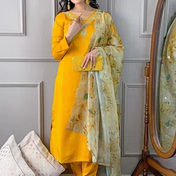 BAESD Floral Embroidered V-Neck Straight Kurta With Trousers And Dupatta-16