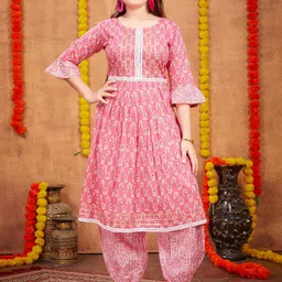 Aarika Girls Floral Printed Pleated Gotta Patti Pure Cotton Kurta with Patiala-picture-35