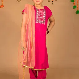 HERE&NOW Girls Pink Ethnic Motifs Embroidered Yoke Design Kurta With Trousers & Dupatta-image-56
