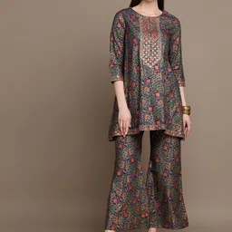 MALHAAR Ethnic Motifs Embroidered Mirror Work Regular Kurti with Trousers-picture-23