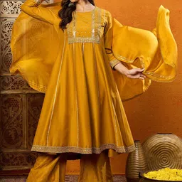 AHIKA Ethnic Motifs Embroidered Panelled Gotta Patti Kurta & Palazzos With Dupatta-picture-12