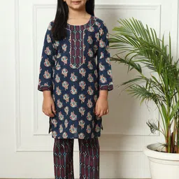 Readiprint Fashions Girls Floral Printed Gotta Patti Pure Cotton Kurta with Palazzo-picture-23