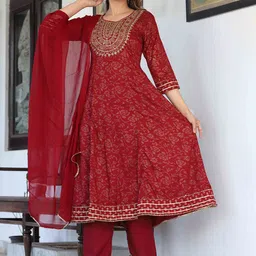 SINGNI Ethnic Motifs Embroidered Pleated Thread Work Kurta with Trouser & Dupatta-picture-15