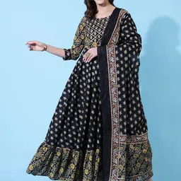 GLAM ROOTS Floral Printed Anarkali Pure Cotton Kurta With Trouser & With Dupatta-42