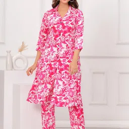 Samhitas Printed V Neck Pure Cotton Top With Trousers Co-Ords-picture-3