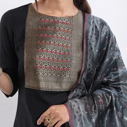 Vishudh Ethnic Motifs Yoke Design Straight Kurta with Palazzos With Dupatta image 2