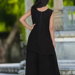 BAESD Girls Embroidered Regular Mirror Work Kurti with Palazzos & With Dupatta image 2