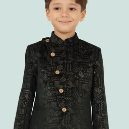 Ethniks Neu-Ron Boys Ethnic Motifs Printed Band Collar Velvet Straight Kurta With Pyjama image 2
