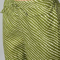 DOISA Floral Printed Regular Kurta With Trouser & With Dupatta image 5