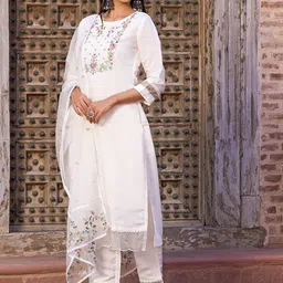 KALINI Embroidered Regular Chanderi Silk Kurta with Trousers & Dupatta image 3