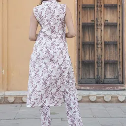 KALINI Floral Printed Regular Pure Cotton Kurta with Trousers & With Dupatta image 5