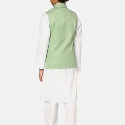 TAHVO Boys Pure Cotton Kurta With Pyjamas & With Nehru Jacket image 2
