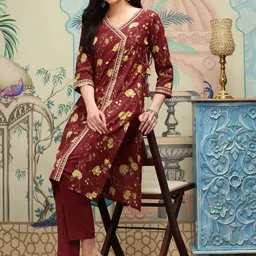 Ishin Maroon Floral Printed Angrakha Pure Cotton Kurta With Trousers-picture-26