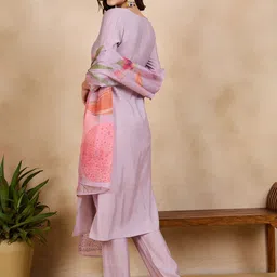 Anouk Round Neck Ethnic Motifs Embroidered Sequinned Kurta with Trouser & Dupatta image 4
