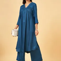 RANGMANCH BY PANTALOONS V-Neck Three-Quarter Sleeves Angrakha Kurta with Palazzos-picture-49