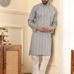Armaan Ethnic Men Printed Regular Kurta with Pyjamas image 5