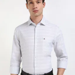 Tommy Hilfiger Men Spread Collar Solid Cotton Formal Shirt-image-20
