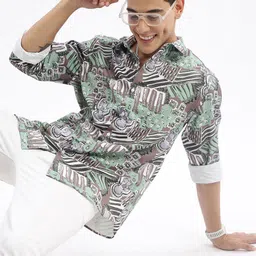 SHOWOFF Standard Slim Fit Abstract Opaque Printed Casual Shirt-picture-30