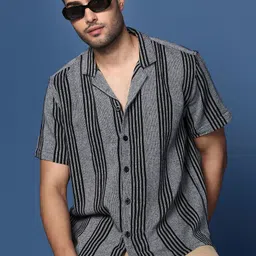 SHOWOFF Men Striped Cotton Standard Relaxed Fit Casual Shirt-picture-4