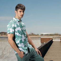 HIGHLANDER Men Green Slim Fit Tropical Printed Casual Shirt-picture-2