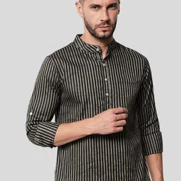 Vastraa Fusion Vertical Striped Mandarin Collar Pure Cotton Kurta-57