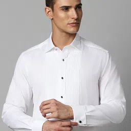 Louis Philippe Spread Collar Long Sleeves Cotton Formal Shirt-picture-16