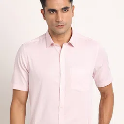 Turtle Spread Collar Short Sleeves Cotton Formal Shirt-image-84