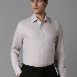 Louis Philippe Men Spread Collar Checked Pure Cotton Formal Shirt-image-76