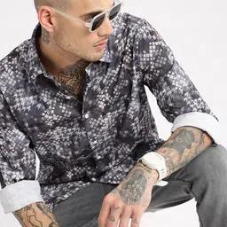 SHOWOFF Standard Slim Fit Abstract Printed Spread Collar Cotton Casual Shirt-picture-41
