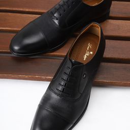 Louis Philippe Men Textured Leather Formal Oxfords-picture-35