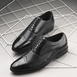 House of Pataudi Men Textured Formal Oxford Shoes-image-45