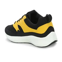 OFF LIMITS Men Colourblocked Memory Foam Insole Sneakers image 5