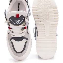 RUN SEVEN Men Running Non-Marking Shoes image 4