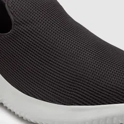 Action Men Mesh Technology Lightweight Non-Marking Running Shoes image 4