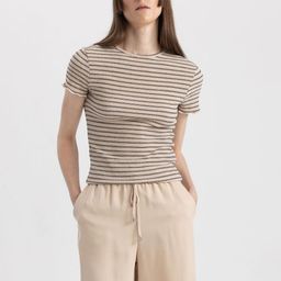DeFacto Women Mid Rise Shorts-image-11