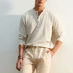 Trendyol Men High-Rise Casual Shorts-image-96