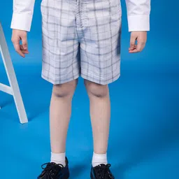 One Friday Kids Boys Pure Cotton Check Shorts With Side Pockets-image-71