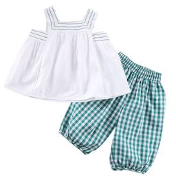 StyleCast x Revolte Girls Scoop Neck Pure Cotton Top With Shorts-picture-5