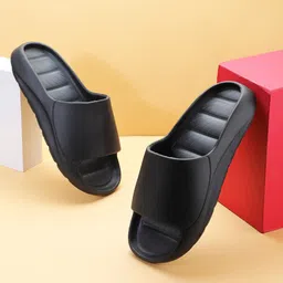 Greentech Men Rubber Sliders-image-13
